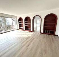 Helle 4,5 Zimmerwohnung mit 2 Balkonen und PKW-Stellplatz in Birkenfeld