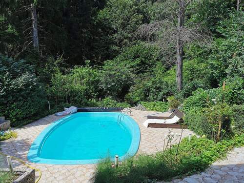 Uneinsehbarer Poolbereich - 