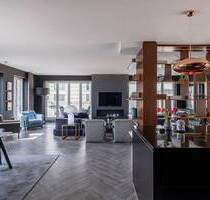 Elegantes Penthouse mit weitläufigem Blick über Berlin in facettenreicher und grüner Umgebung