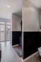 Separates Bad mit Dusche - 