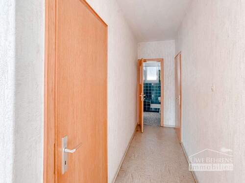 Flur EG - 5 Zimmer Einfamilienhaus in Lengenbostel