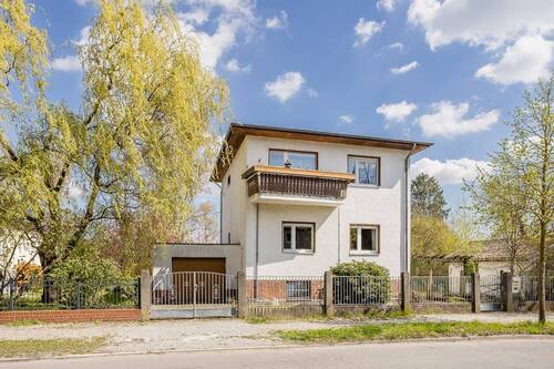 Hausansicht - 5 Zimmer Einfamilienhaus zum Kaufen in Berlin