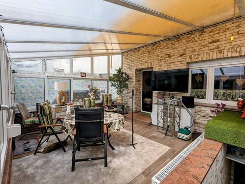 Wintergarten - 7 Zimmer Reihenmittelhaus in Rietschen