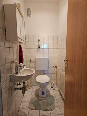 WC hochkant.jpg - Etagenwohnung mit 79,50 m&sup2; in Lahr/Schwarzwald zum Kaufen
