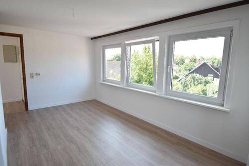 Zimmer Wohnung DG - 