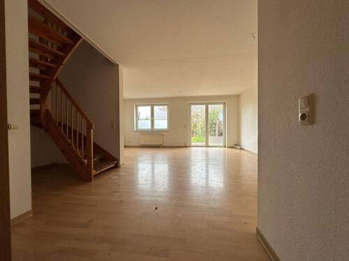 Wohnzimmer - 4 Zimmer Reihenmittelhaus zur Miete in Dobin am See