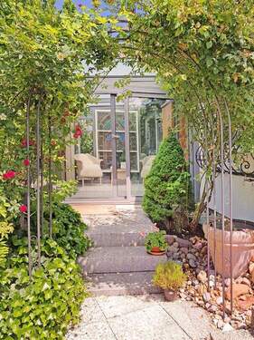 Blick Wintergarten - 5 Zimmer Einfamilienhaus in Schwendi