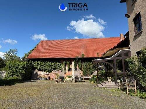 Scheune / Stallungen - 