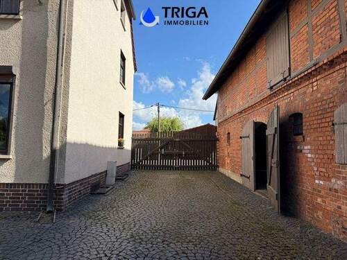 Nebengelass/ Garage - 