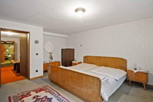 Schlafzimmer Keller - 