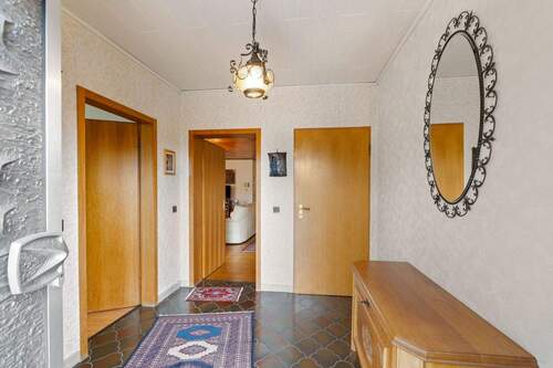 Flur - Ansicht 1 - Bungalow mit 148,00 m&sup2; in Wesseling zum Kaufen