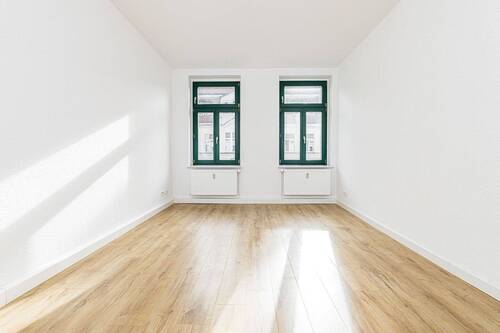 Wohnzimmer - Modern ausgestattete 3-Zimmer-Wohnung in Stötteritz