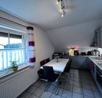 2-Familien-Haus in wunderschöner und ruhiger Lage mit guter Infrastruktur !!! - Regenstauf