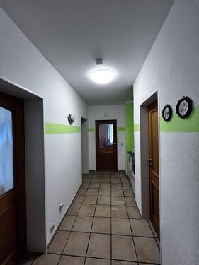 Eingangsbereich EG - 6 Zimmer Mehrfamilienhaus, Wohnhaus zum Kaufen in Regenstauf