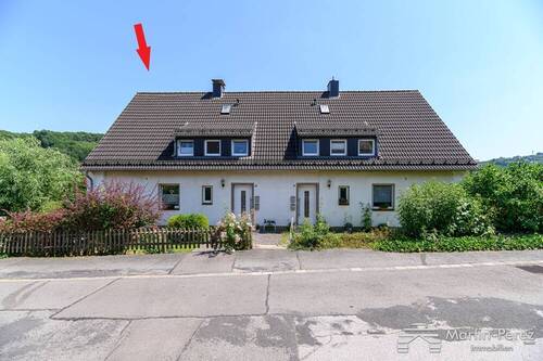 Ansicht - Gepflegte Doppelhaushälfte - Keller - Garten - Garage -