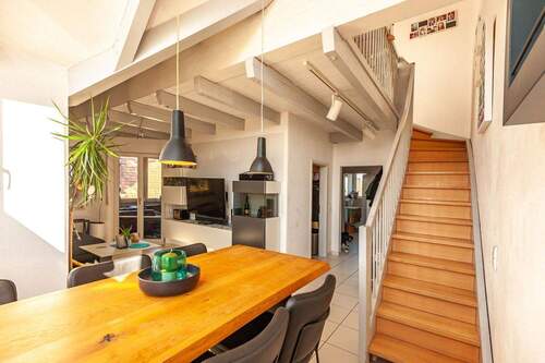 Essecke mit Seesicht - Preisreduziert: Hochwertige 3,5-Zimmer-Maisonette mit Seeblick & Wintergarten