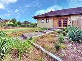 Eingangsbereich - Entspannter Wohlfühl-Bungalow mit GarageCarportKeller und liebevollem Erholungsgarten für alle Generationen