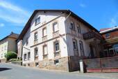 Bild 1 - Eindrucksvolles Wohnhaus aus dem Jahr 1904 mit ehemaligem Spar-Laden, Scheune und Garage