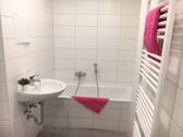 Bad Vergleichswohnung - 2 Zimmer Etagenwohnung zur Miete in Chemnitz