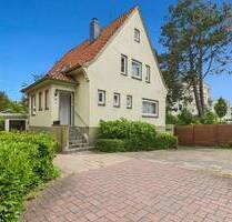 Attraktives Einfamilienhaus mit Gewerbeeinheit im Herzen von Cuxhaven