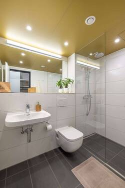 Bad - 1 Zimmer Etagenwohnung in Köln