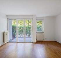Helle Erdgeschosswohnung mit Terrasse - Berlin Mitte