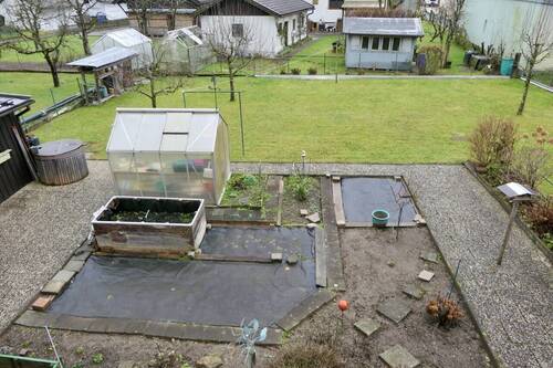 Großzügiger Garten - 