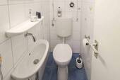WC - 