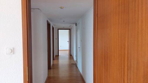 Flur - 3 Zimmer Etagenwohnung in Neu Wulmstorf