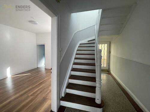 3 - 6 Zimmer Einfamilienhaus in Bitburg