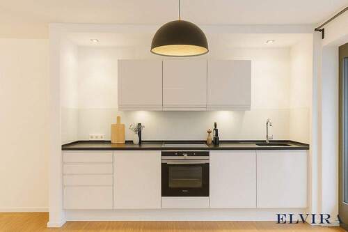 Exklusive Einbauküche - 2 Zimmer Etagenwohnung in Frankfurt am Main / Westend-Süd