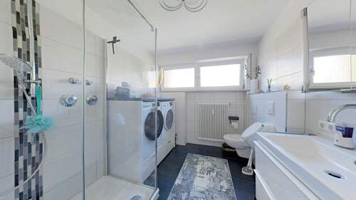 Modernes Tageslichtbad - 