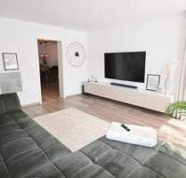 Warum neu, wenn saniert so schön sein kann? Schicke 4,5-Zimmer-Wohnung mit TG-Stellpl. am Faberpark. - Neumarkt in der Oberpfalz