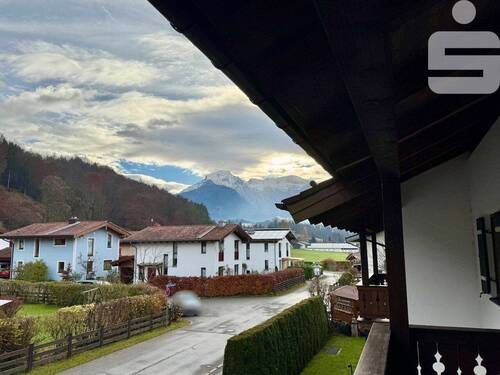 Blick vom Balkon gen Osten - Top gepflegte 2-Zimmer-Wohnung mit Bergblick in Bischofswiesen