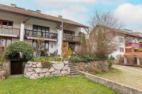 Südansicht - Reihenmittelhaus mit 121,80 m&sup2; in Dogern zum Kaufen