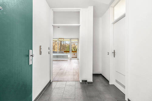 Wohnungseingang - 2 Zimmer Etagenwohnung zum Kaufen in Hamburg / Farmsen-Berne