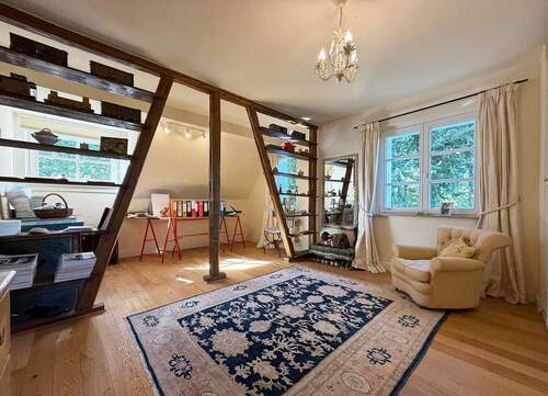 Ankleide bzw. Büro - 