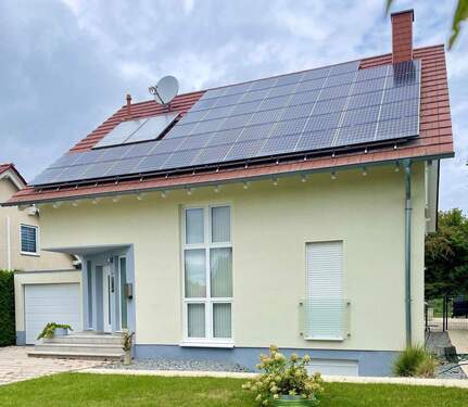 Hausansicht - 6 Zimmer Einfamilienhaus zum Kaufen in Worms