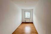 Arbeitszimmer - Etagenwohnung mit 75,10 m&sup2; in Groitzsch zum Kaufen