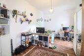 Schlafzimmer 3 - Etagenwohnung mit 93,20 m&sup2; in Hannover zum Kaufen
