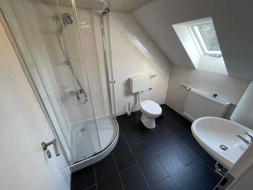 Badezimmer im DG - 