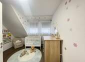 OG Kinderzimmer mit Einrichtungsbeispiel - 