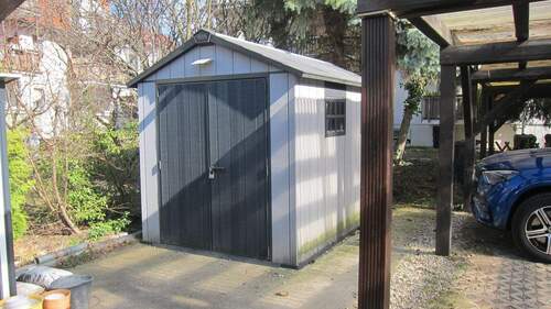 Gartenhaus mit mehreren Carports - Reihenendhaus mit 116,00 m&sup2; in Taucha zum Kaufen