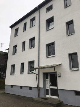 Bild 1 - Familienfreundliche 5-Zimmerwohnung am grünen Stadtrand von Glauchau