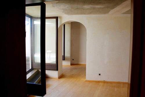 Blick aus Flur durch R3 auf R4 - 