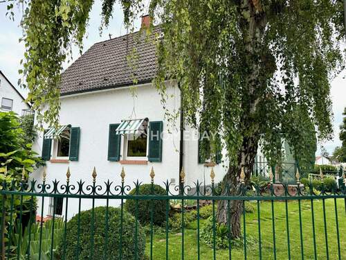 Außenansicht 7 - Einfamilienhaus mit 182,80 m&sup2; in Mannheim zum Kaufen