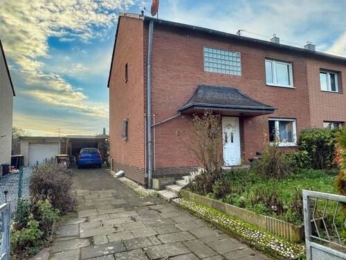 Außenansicht - 4 Zimmer Doppelhaushälfte zum Kaufen in Hürth