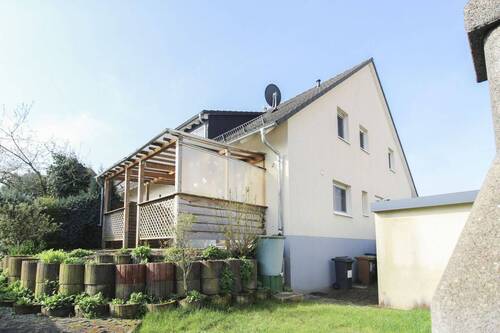 Seitenansicht (2) - 5 Zimmer Doppelhaushälfte zum Kaufen in Zwickau