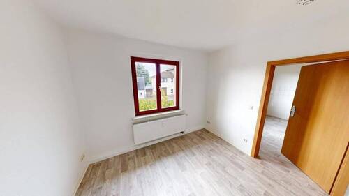 Schlafzimmer - 2 Zimmer Etagenwohnung zur Miete in Chemnitz