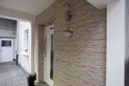 Windfang/Eingang - 5 Zimmer Einfamilienhaus zum Kaufen in Hadamar